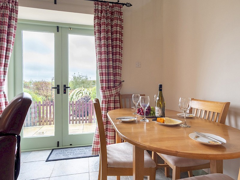 The Granary (sleeps 4)